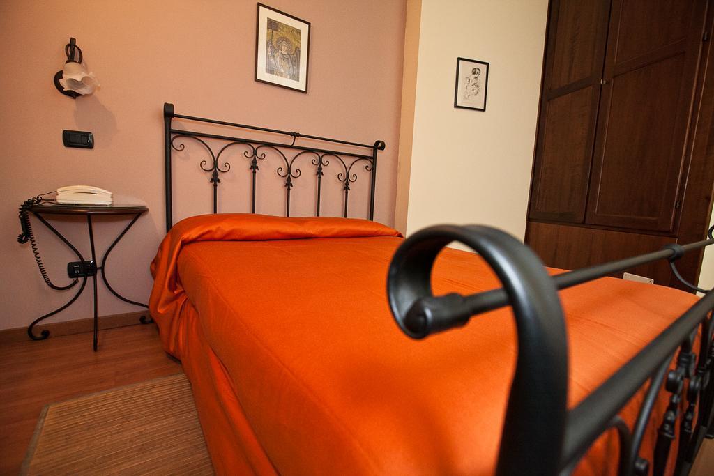 Hotel Rainero Asti Eksteriør billede