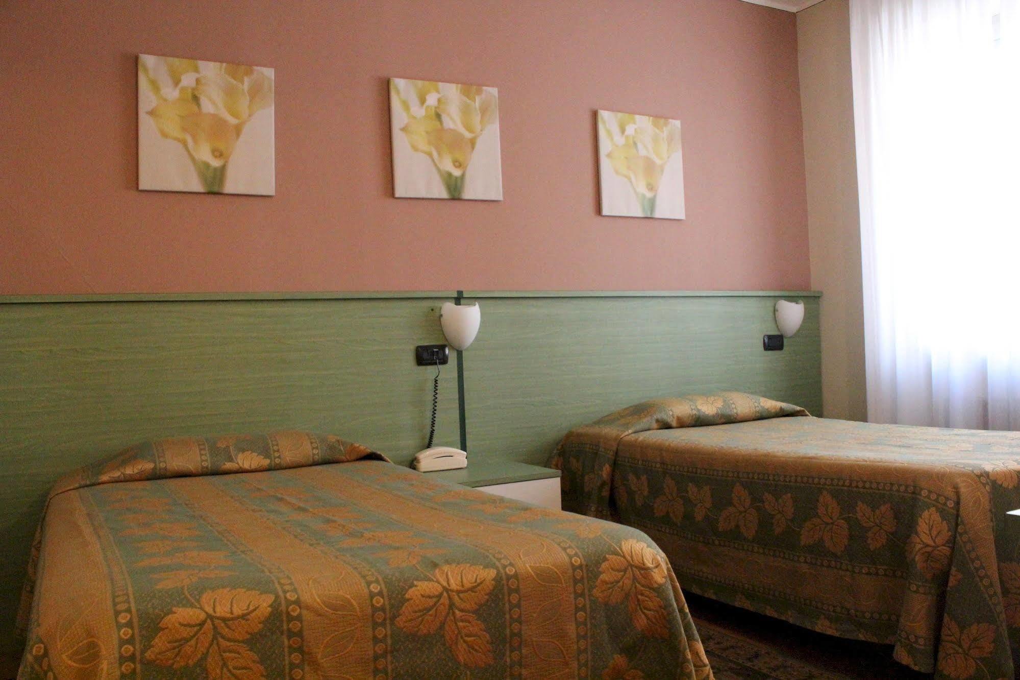 Hotel Rainero Asti Eksteriør billede